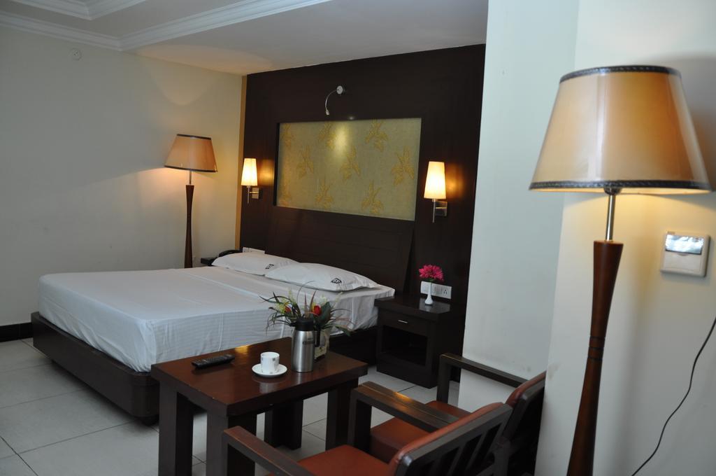 โรงแรม ฌานส์ Tiruchirappalli ห้อง รูปภาพ